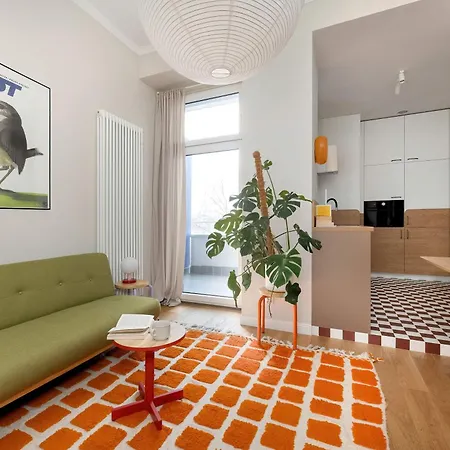 Unique Close To The Center With Balcony By Renters